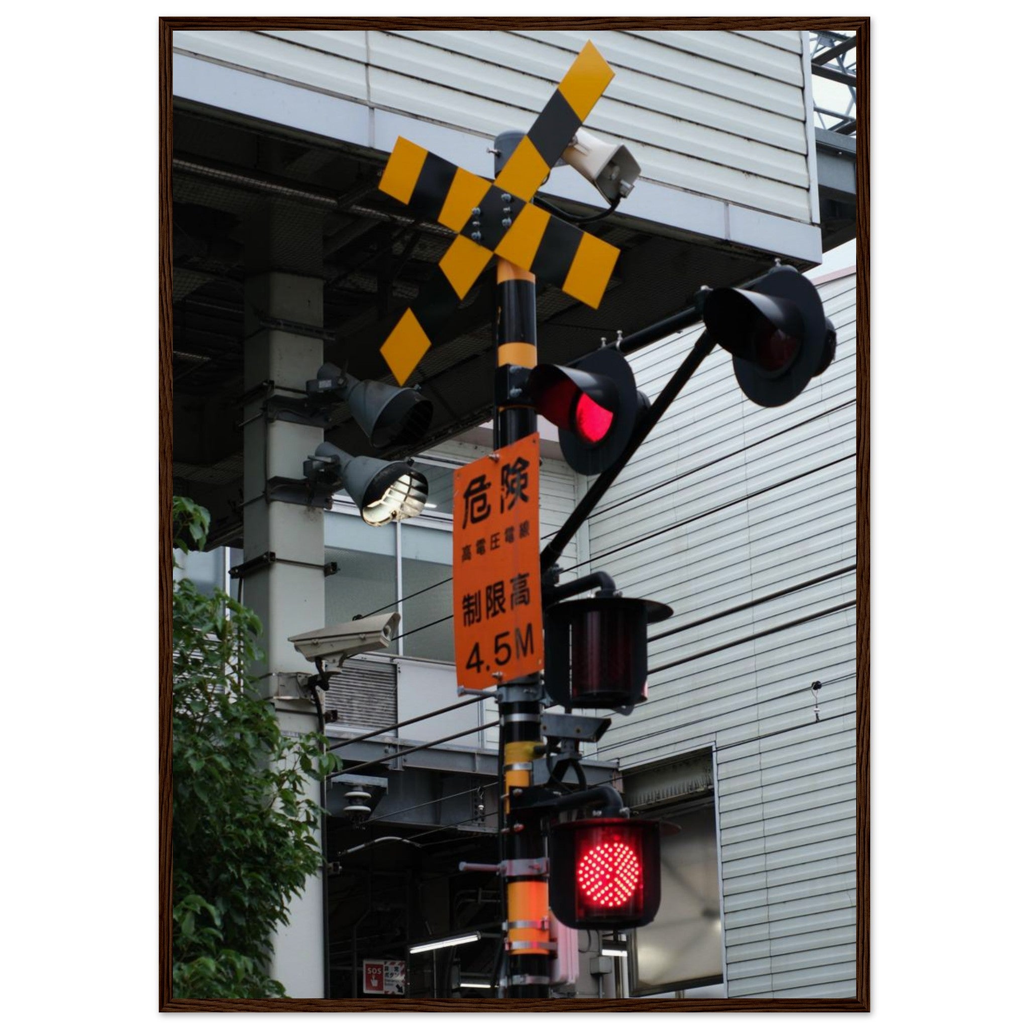 20e833c2-2d68-4012-ac17-572940e8fbd3